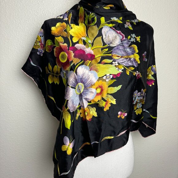 Silk scarf 34" x 34" - Picture 2 of 6